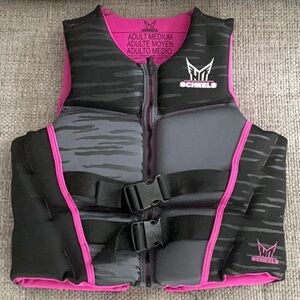 Scheels Sports HO Neoprene Black and Pink Life Vest Adult Medium Excellent